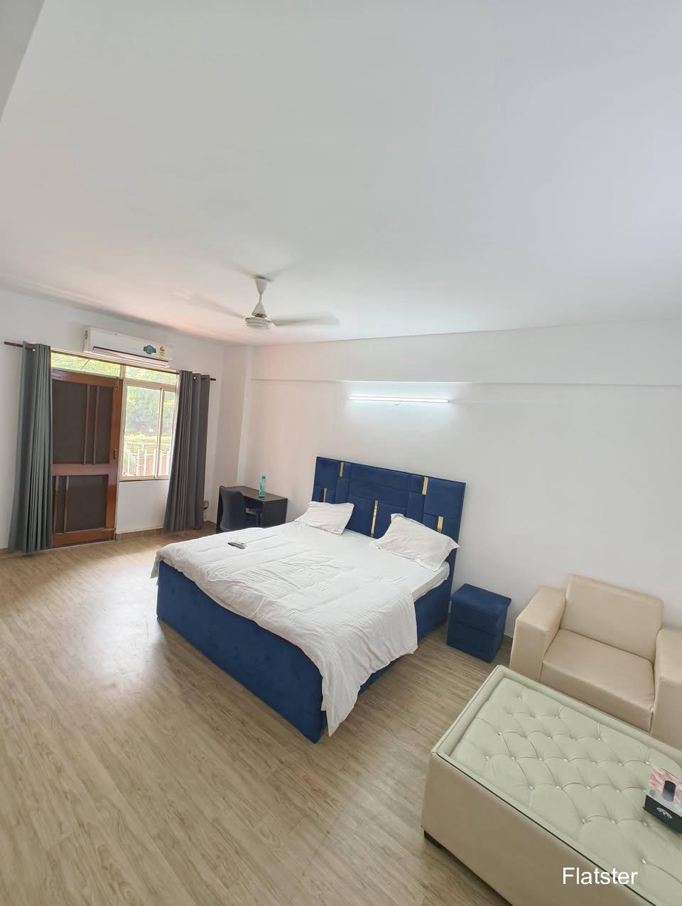 Fully Furnished 1BHK - Image 2