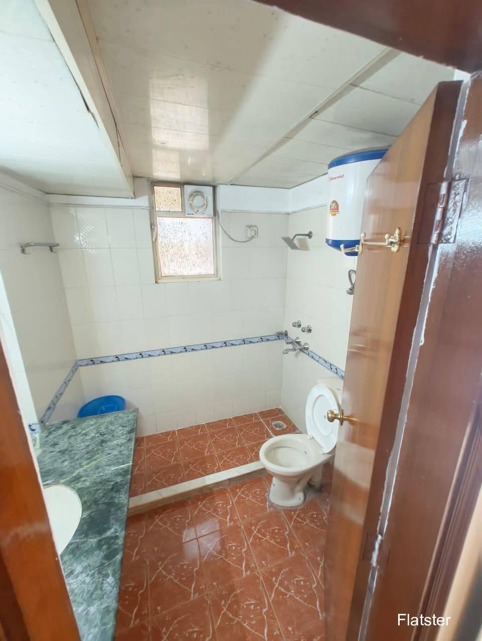 Fully Furnished 1BHK - Image 4