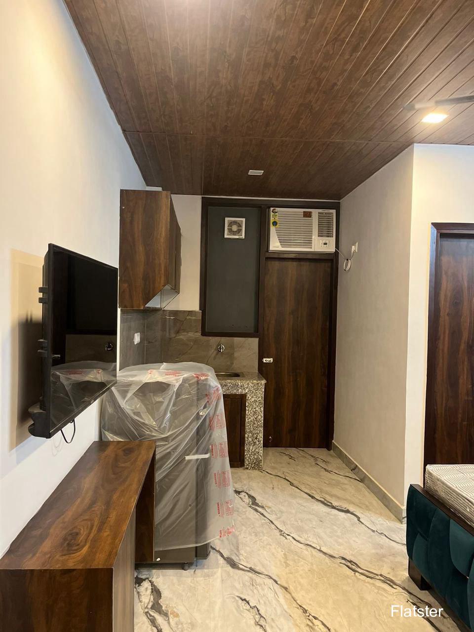 Fully Furnished 1RK - Image 4