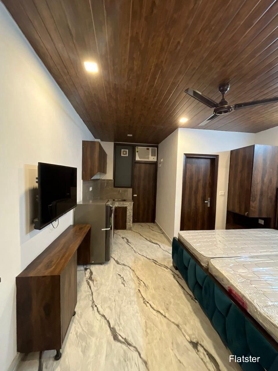 Fully Furnished 1RK - Image 3
