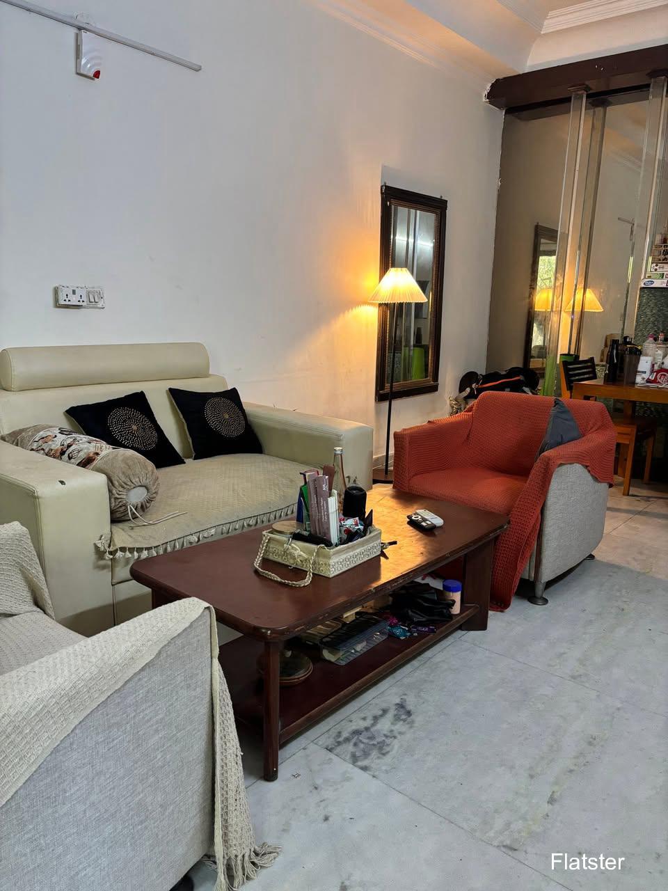 Fully Furnished 2BHK - Image 2
