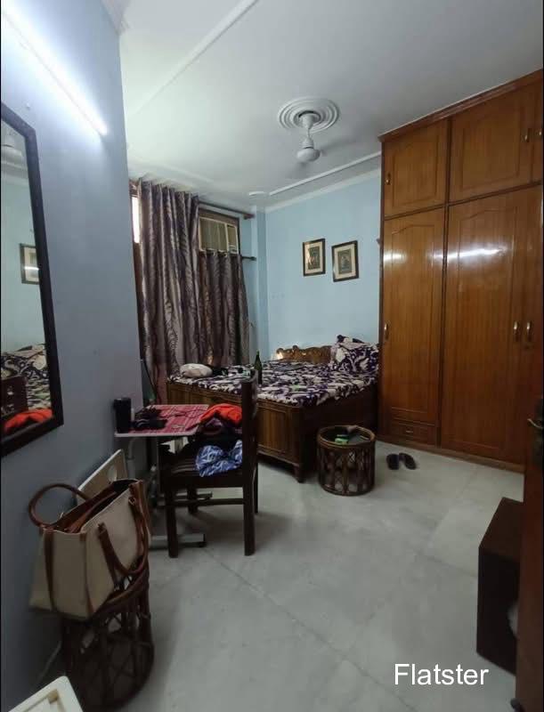 Fully Furnished 3BHK - Image 4