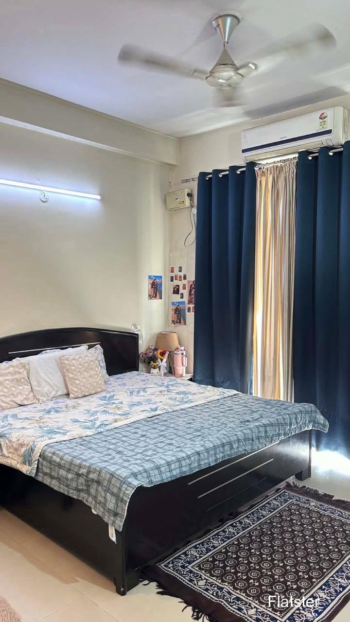 Fully Furnished 3BHK - Image 4