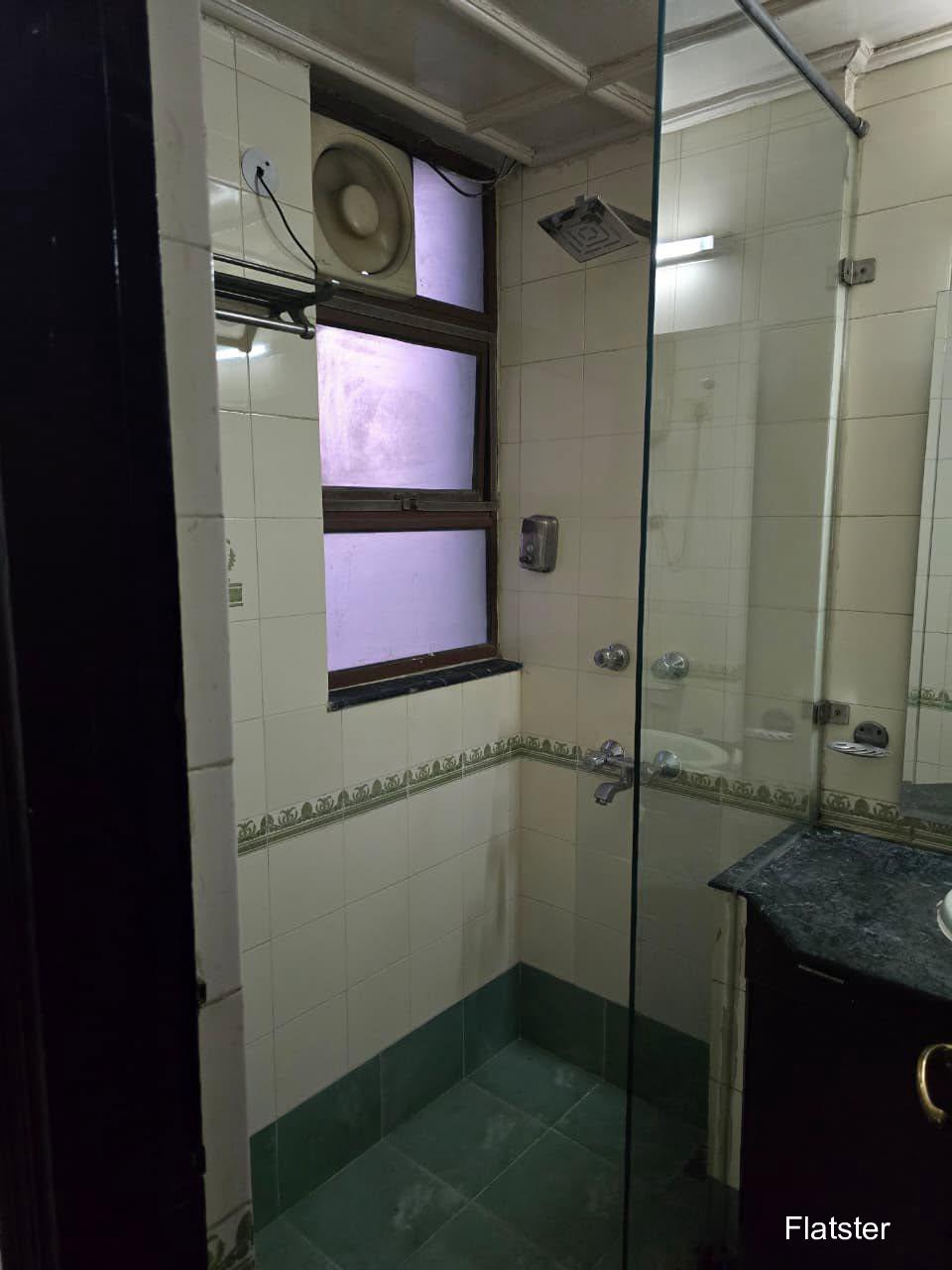 Fully Furnished 3BHK - Image 5
