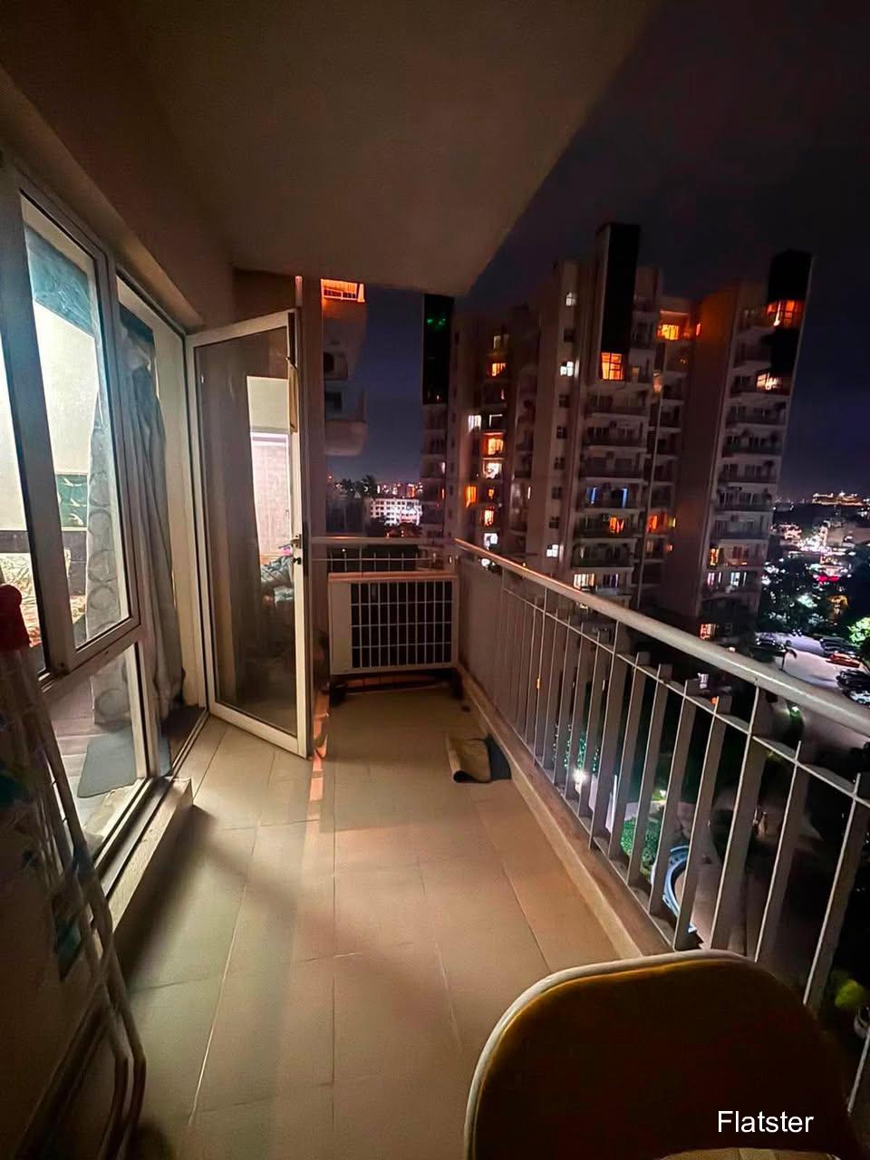 Fully Furnished 3BHK - Image 5