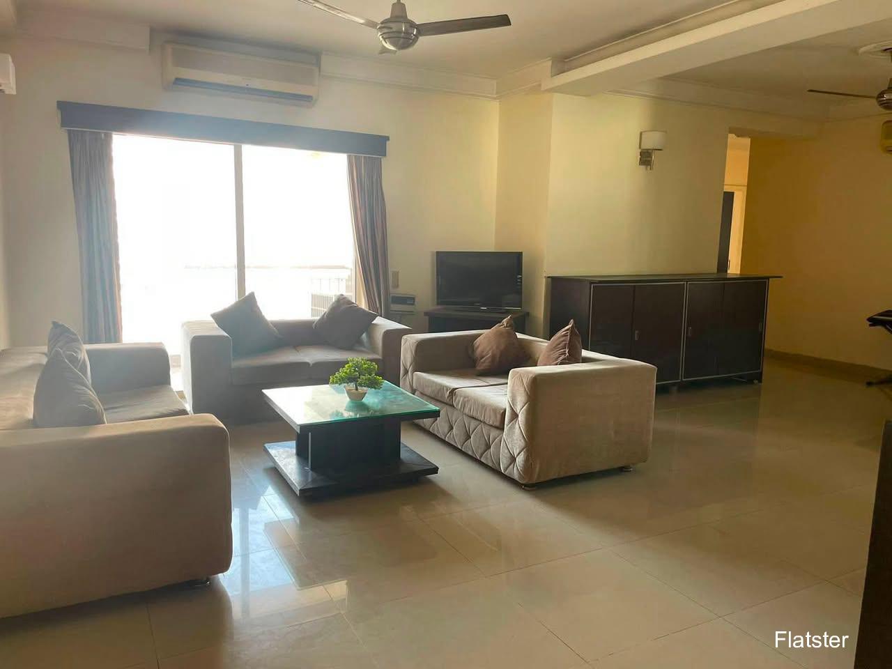 Fully Furnished 3BHK - Image 2