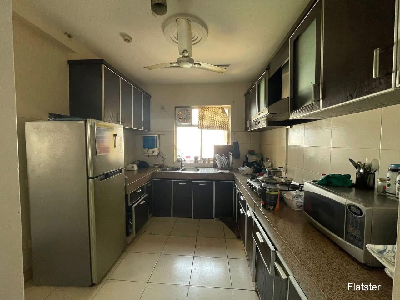 Fully Furnished 3BHK - Image 4