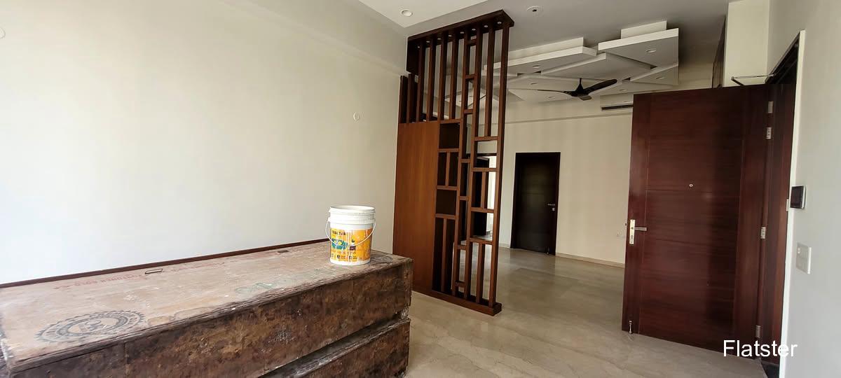 Fully Furnished 3BHK - Image 4