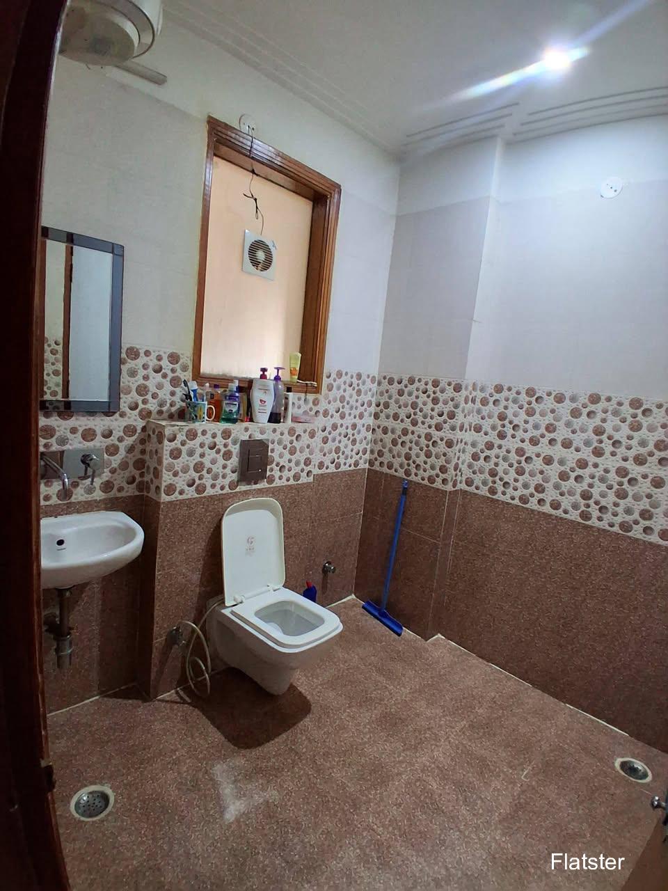 Semi Furnished 2BHK - Image 2