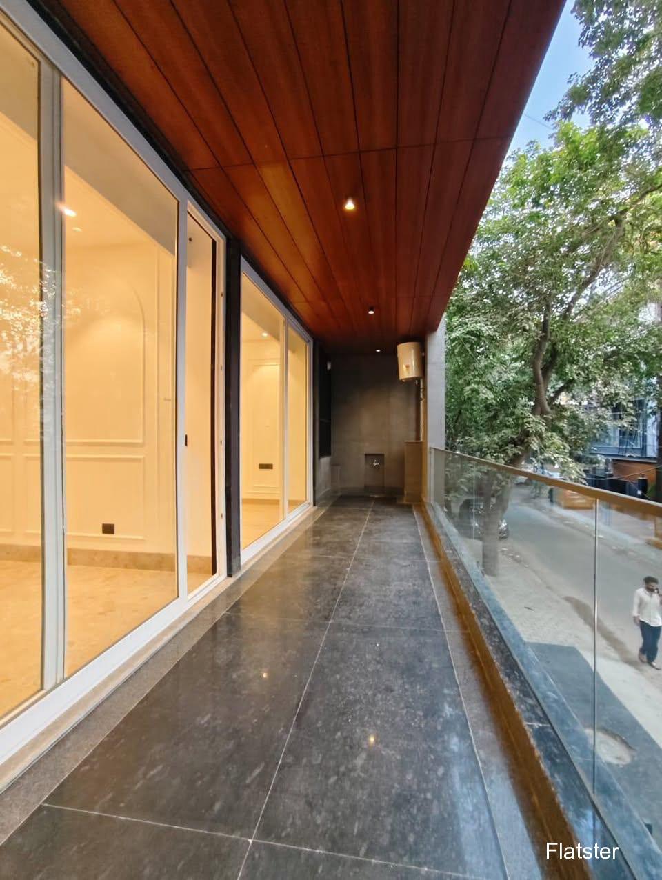 Semi Furnished 3BHK - Image 5