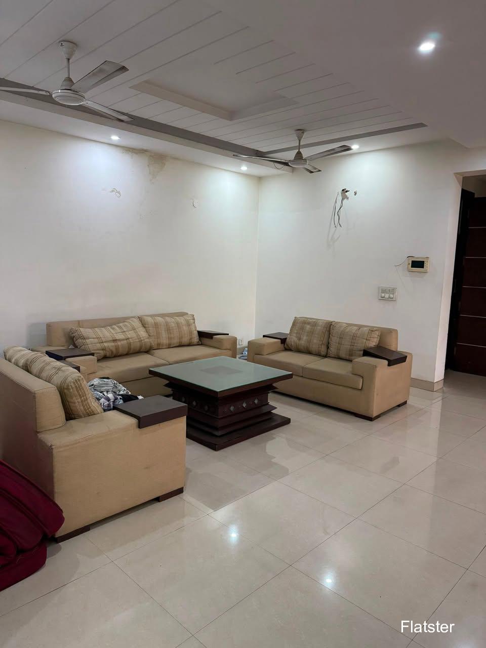 Semi Furnished 3BHK - Main Image