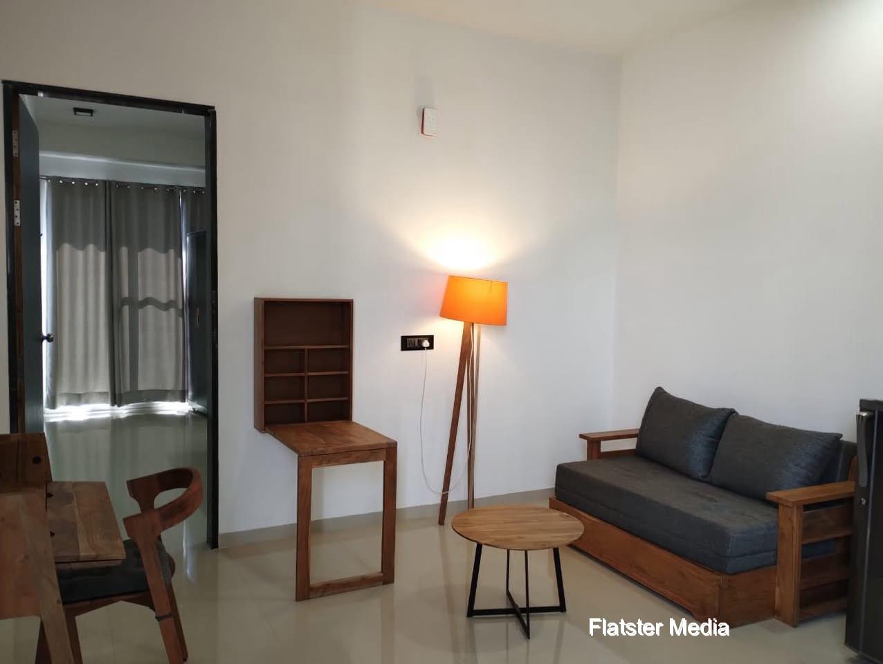 1BHK - DLF Phase 3